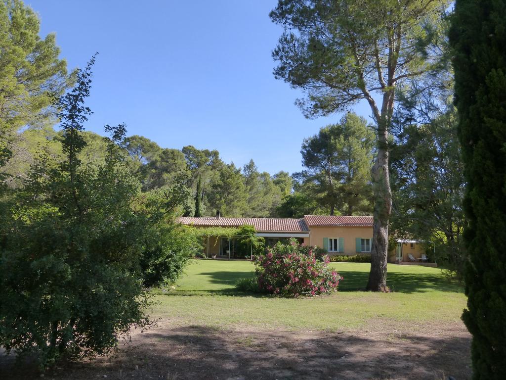 La Genestiere Bed & Breakfast Clermont-lʼHérault Bagian luar foto