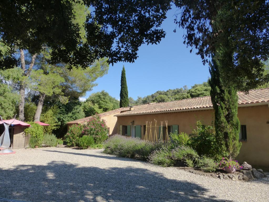 La Genestiere Bed & Breakfast Clermont-lʼHérault Bagian luar foto